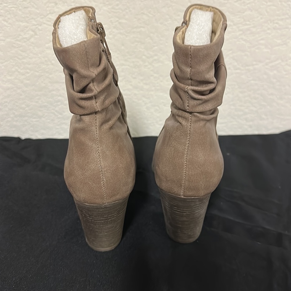 Booties - Picture 3 of 4